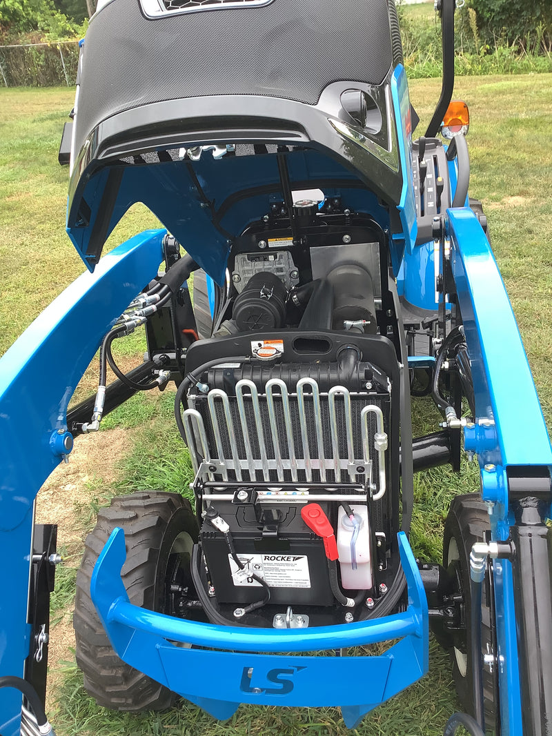 LS Tractor MT225S Compact Tractor WITH LOADER - 24.7 HP (19002363)