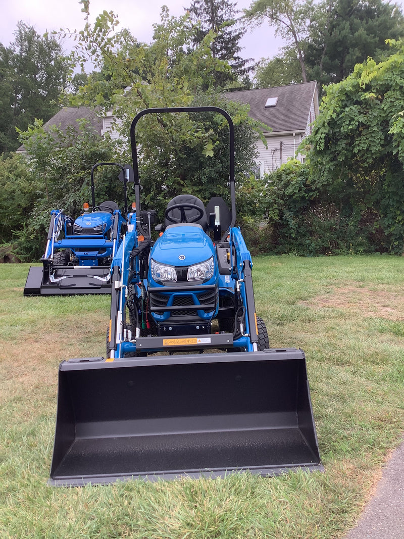 LS Tractor MT122 Sub-Compact Tractor WITH LOADER - 21.5 HP (22100772)