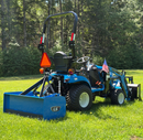 BUNDLE SPECIAL LS Tractor MT122 Sub-Compact Tractor WITH LOADER - 21.5 HP (22100772)