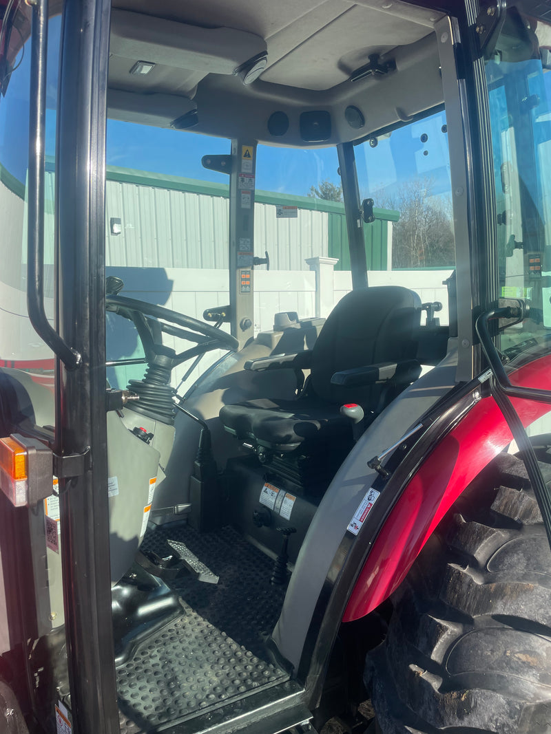 Pre-Owned Mahindra 2555 with Cab and Loader