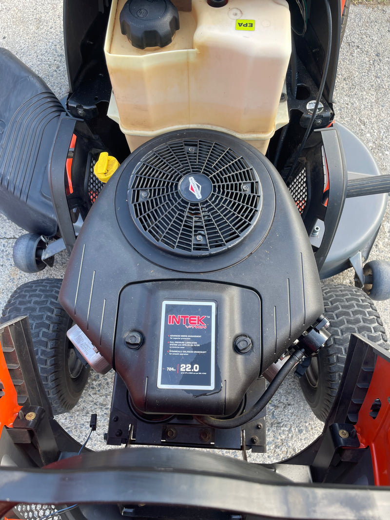 PRE-OWNED: HUSQVARNA YTH22V46 LAWN TRACTOR 46” DECK | 22HP