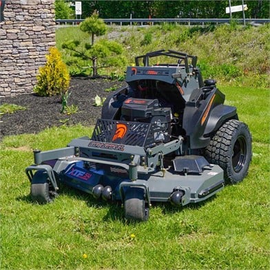 SPARTAN KG-Pro Stand-on Series Mower 61" Deck 24 HP